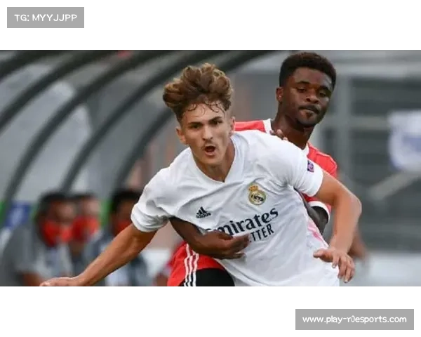 科莫小将帕斯任意球破门惊艳全场 皇马青训遗珠爆发成焦点